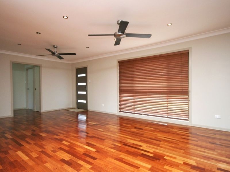 21 Marsala Street, Calamvale QLD 4116