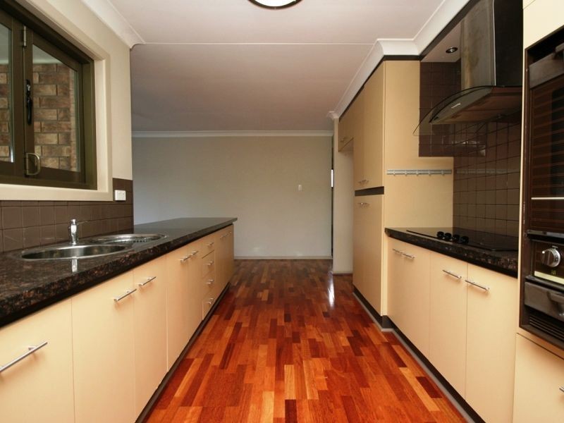 21 Marsala Street, Calamvale QLD 4116
