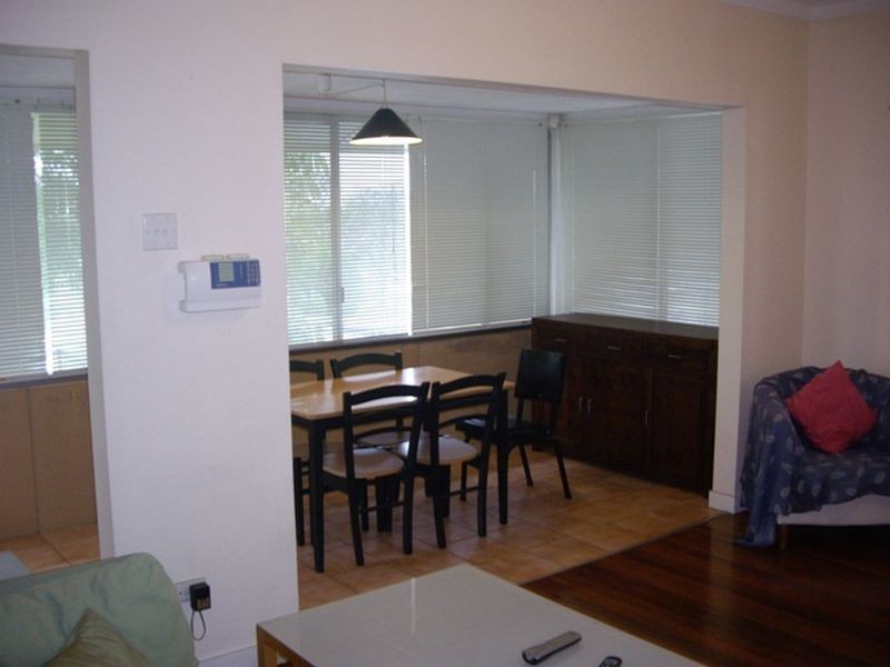 77 Troughton Road, Sunnybank QLD 4109