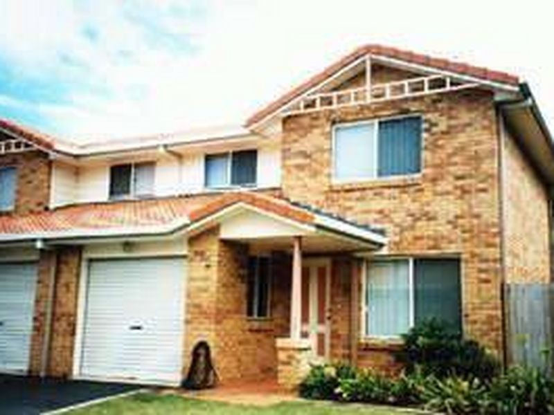 11/18 Swan Lake Crescent, Calamvale QLD 4116