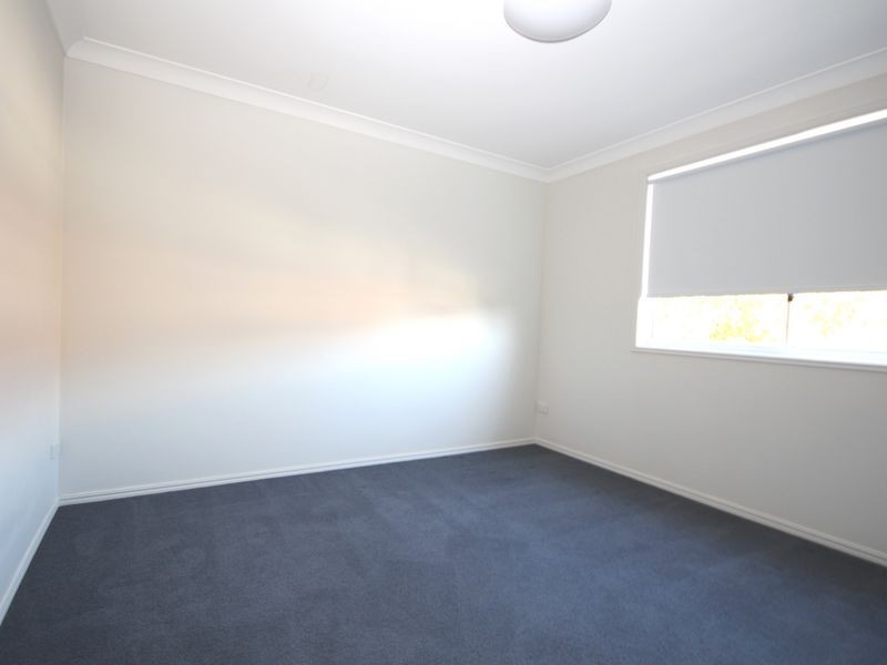 11/18 Swan Lake Crescent, Calamvale QLD 4116