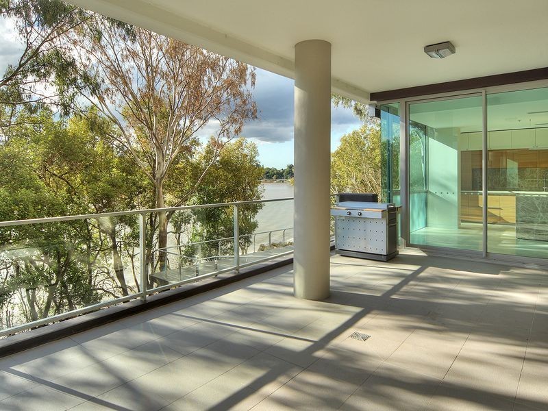 4201/205-2 King Arthur Terrace, Tennyson QLD 4105