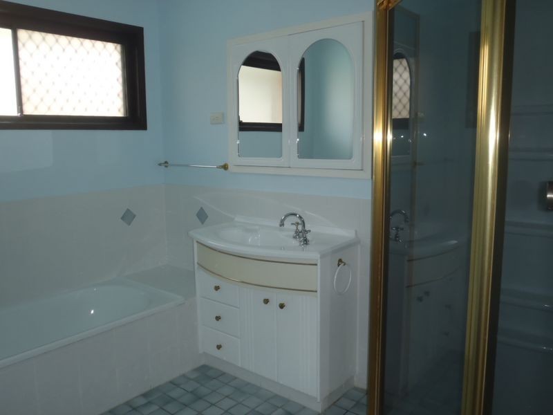 31 Manzill Street, Sunnybank Hills QLD 4109