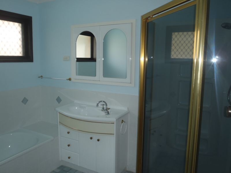 31 Manzill Street, Sunnybank Hills QLD 4109