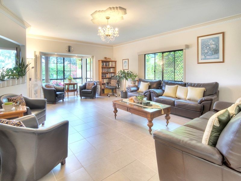 9 Eddington Street, Sunnybank QLD 4109