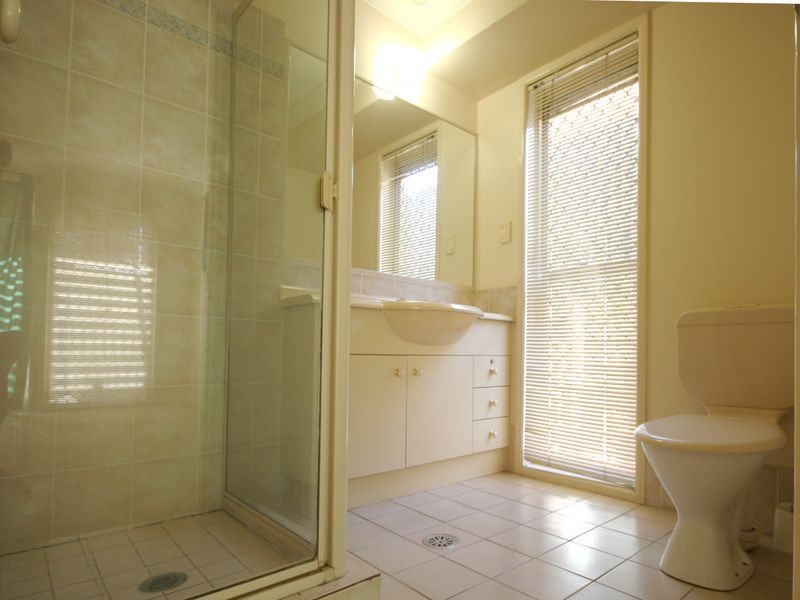 37 Orania Crescent, Calamvale QLD 4116