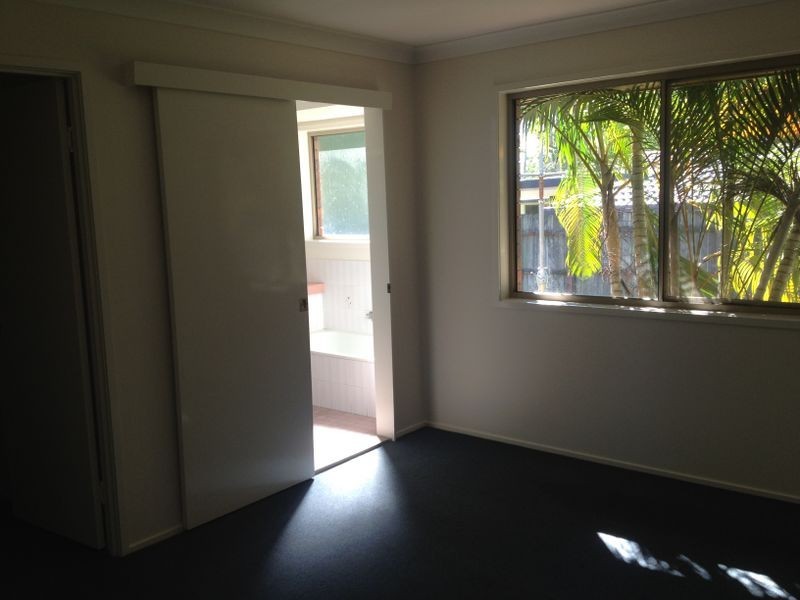 9 Commodore Street, Sunnybank Hills QLD 4109