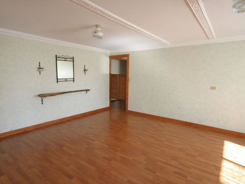 88 King Avenue, Willawong QLD 4110