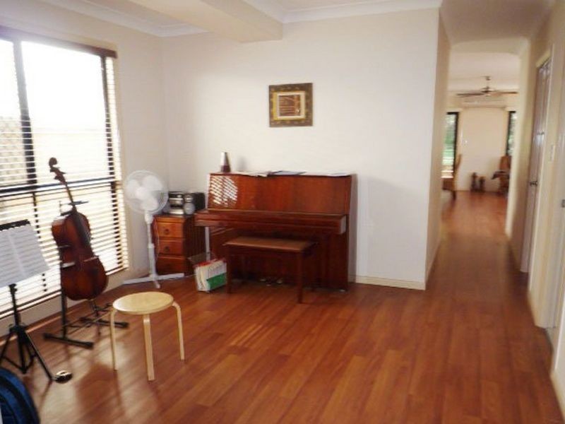 62 Besline Street, Kuraby QLD 4112