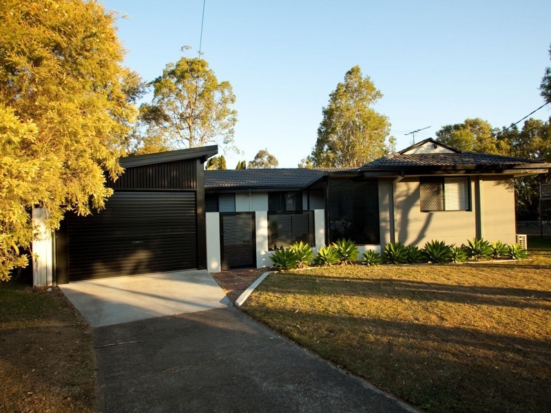 5 Mintern Street, Macgregor QLD 4109