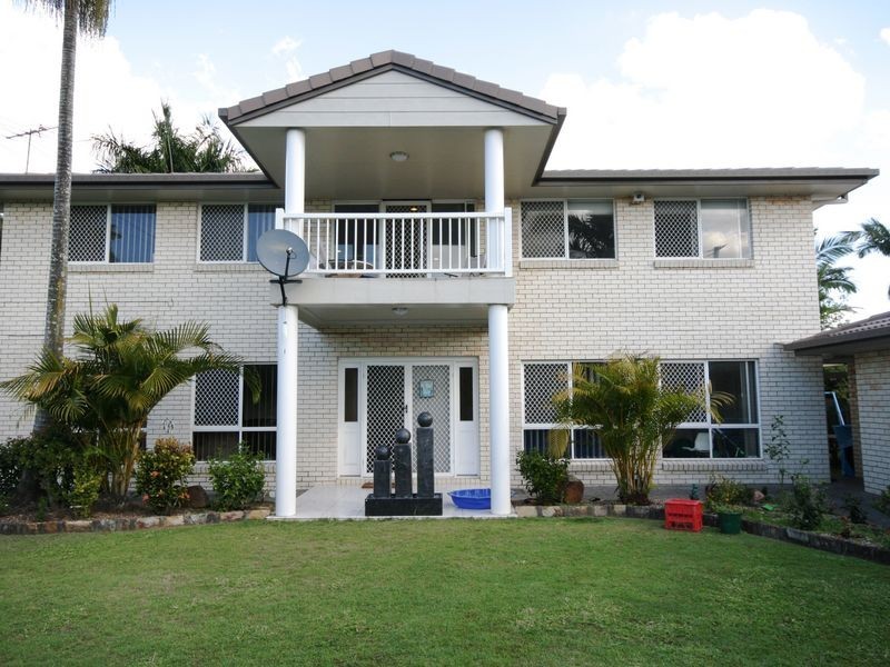 528 Mains Road, Macgregor QLD 4109