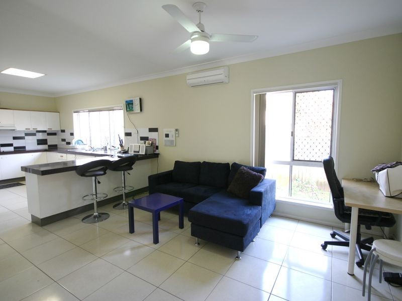 528 Mains Road, Macgregor QLD 4109