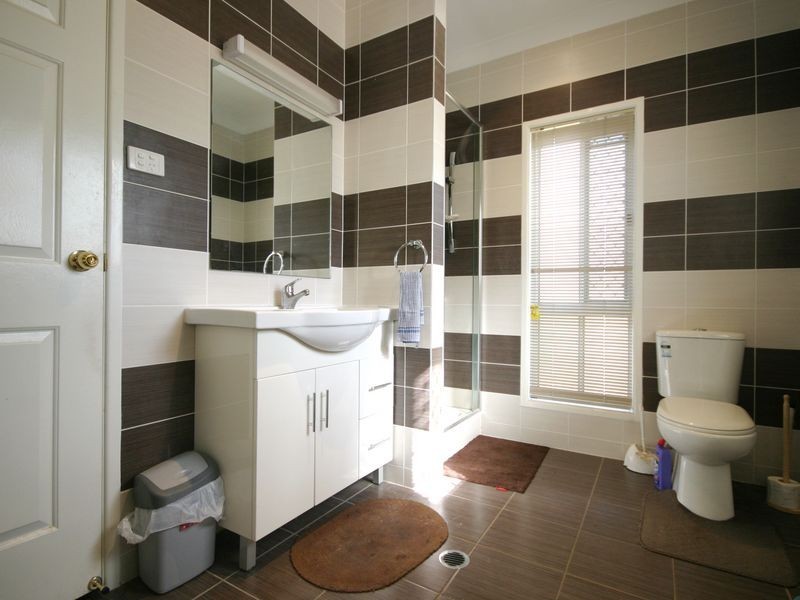 528 Mains Road, Macgregor QLD 4109