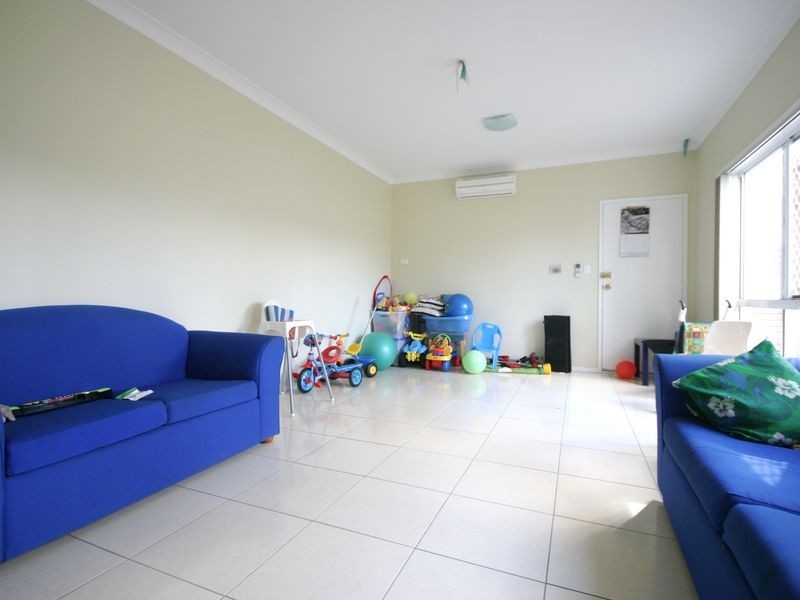 528 Mains Road, Macgregor QLD 4109