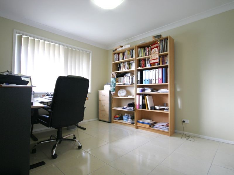 528 Mains Road, Macgregor QLD 4109