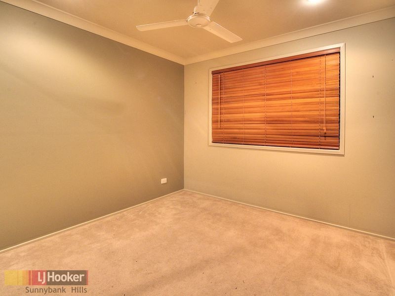 27 Watheroo Place, Parkinson QLD 4115