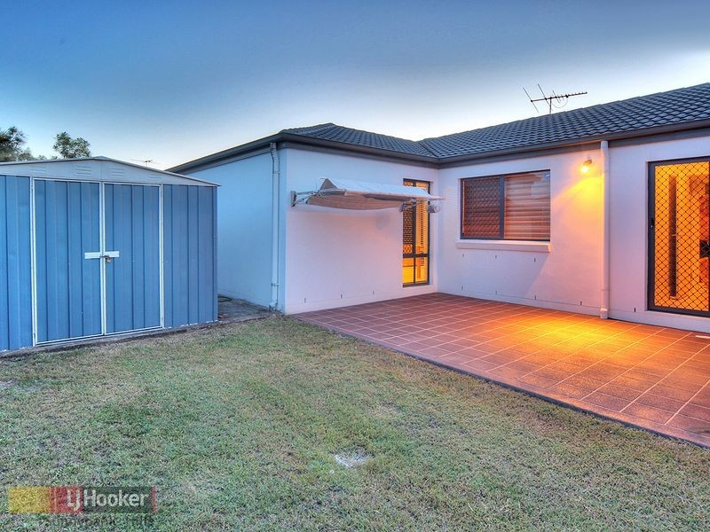27 Watheroo Place, Parkinson QLD 4115