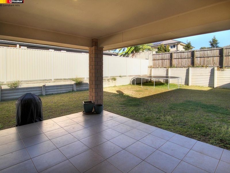 11 Bufalino Street, Parkinson QLD 4115