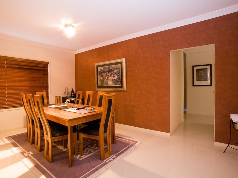 10 Zingelmann Place, Kuraby QLD 4112