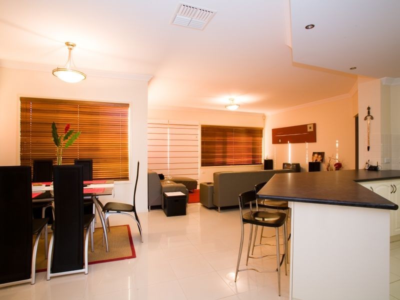 10 Zingelmann Place, Kuraby QLD 4112