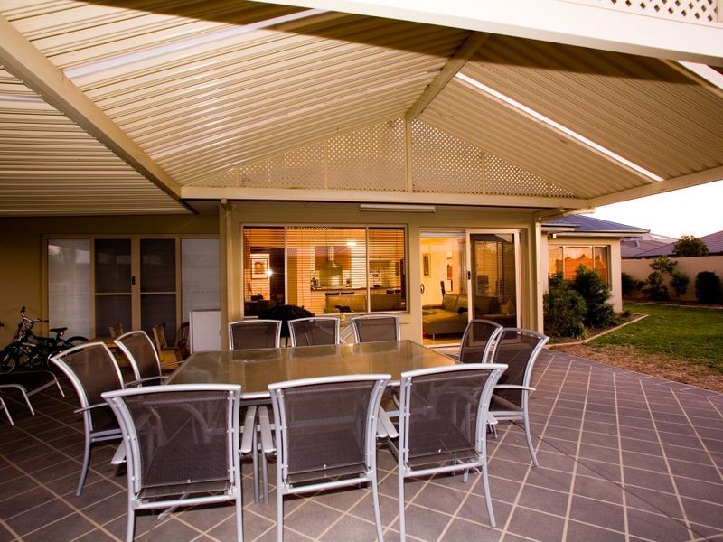 10 Zingelmann Place, Kuraby QLD 4112