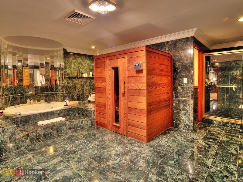 15 Capstan Place, Macgregor QLD 4109