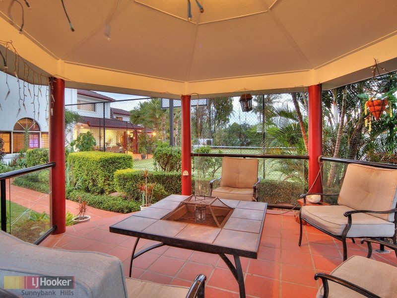 15 Capstan Place, Macgregor QLD 4109