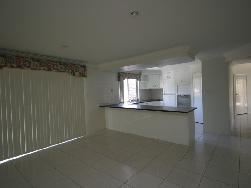 7 Goldpep Close, Runcorn QLD 4113