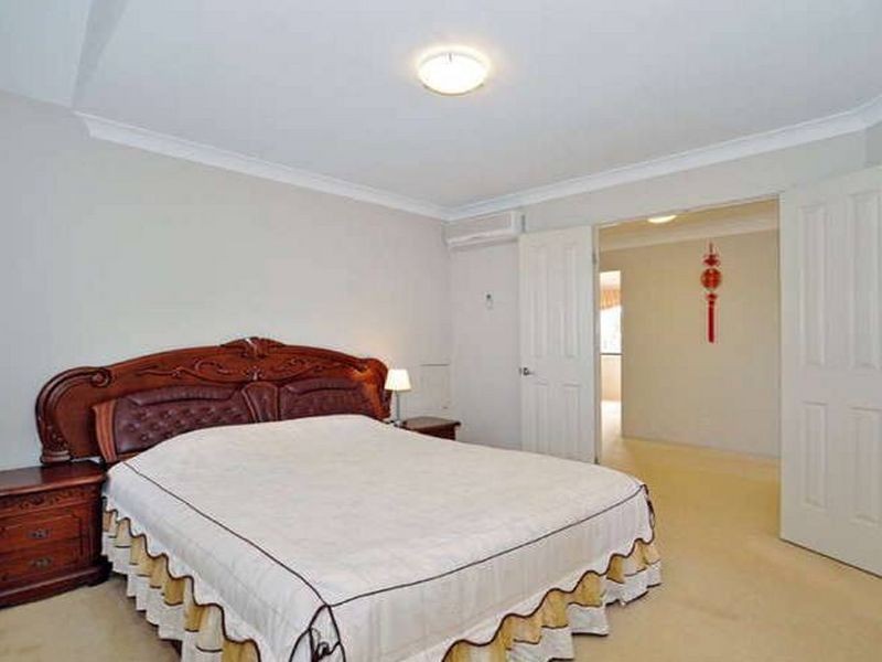 1 Alberton Court, Eight Mile Plains QLD 4113