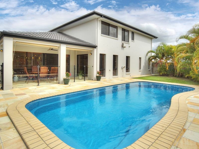 86 White Cedar Circuit, Stretton QLD 4116