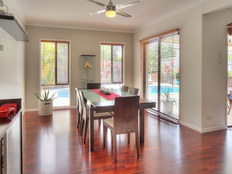 86 White Cedar Circuit, Stretton QLD 4116