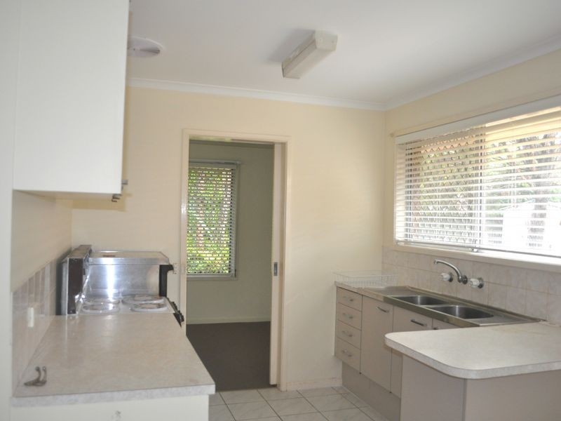 4 Prudence Street, Robertson QLD 4109