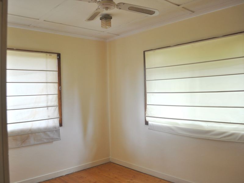 16 McKoy Street, Coopers Plains QLD 4108