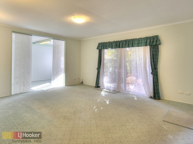 17 Bluegum Street, Macgregor QLD 4109
