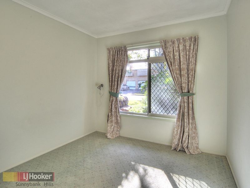 17 Bluegum Street, Macgregor QLD 4109