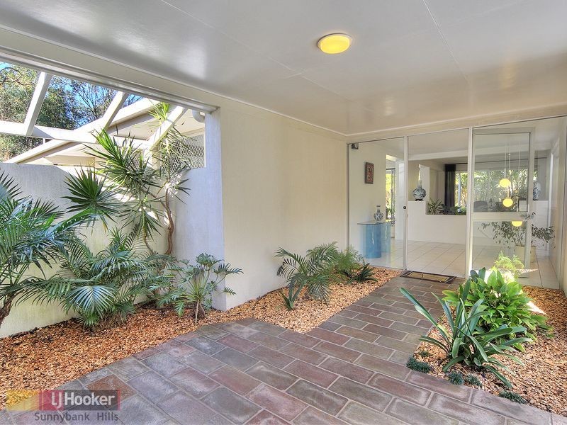 30 Dunstable Street, Macgregor QLD 4109