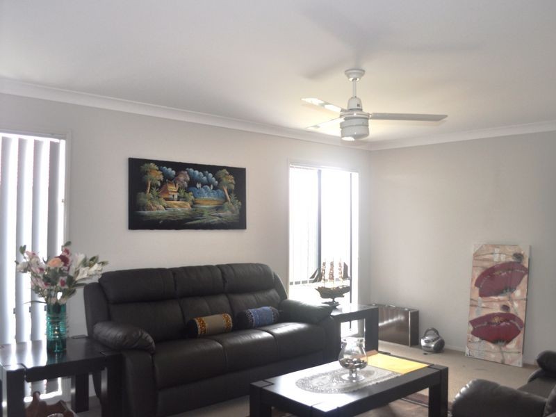 16 Muscari Crescent, Drewvale QLD 4116