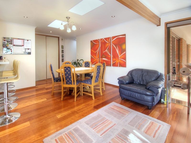 42 Alphitonia Crescent, Sunnybank Hills QLD 4109