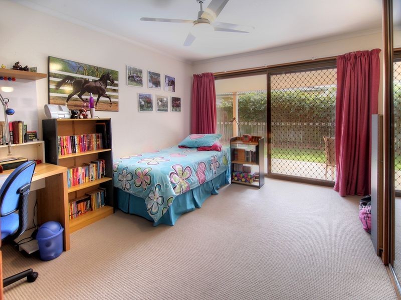 42 Alphitonia Crescent, Sunnybank Hills QLD 4109