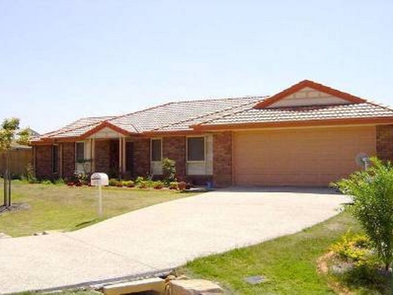 65 Watarrka Drive, Parkinson QLD 4115