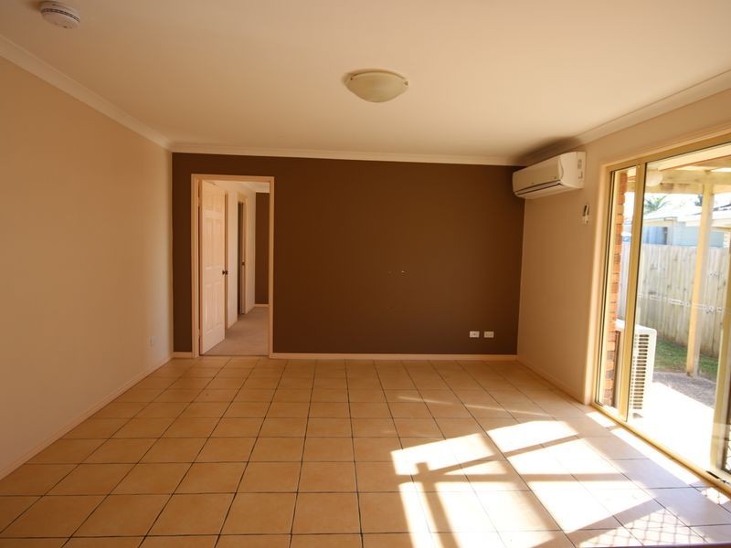 65 Watarrka Drive, Parkinson QLD 4115