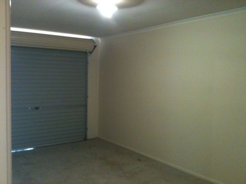 27 Rookwood Avenue, Coopers Plains QLD 4108