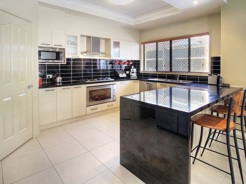 40 Bellfield Crescent, Parkinson QLD 4115