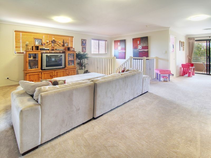 40 Bellfield Crescent, Parkinson QLD 4115