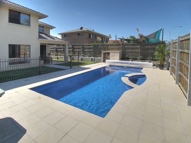 40 Bellfield Crescent, Parkinson QLD 4115