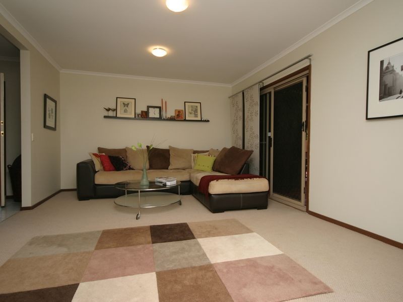 74 Casuarina Crescent, Calamvale QLD 4116