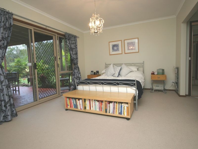 74 Casuarina Crescent, Calamvale QLD 4116