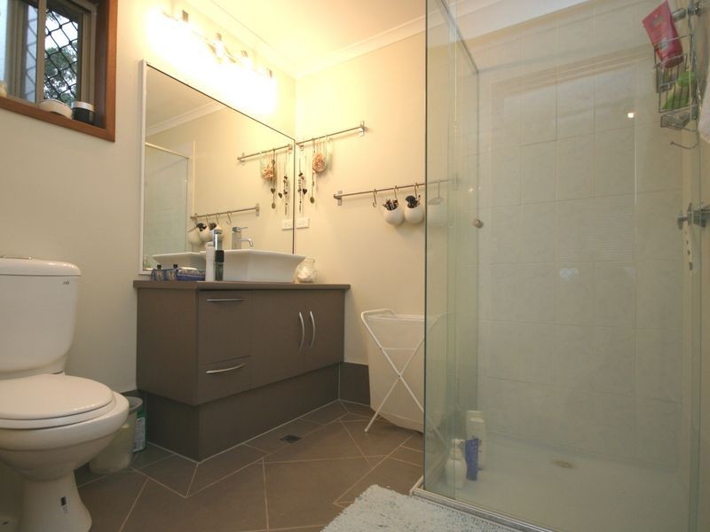 74 Casuarina Crescent, Calamvale QLD 4116