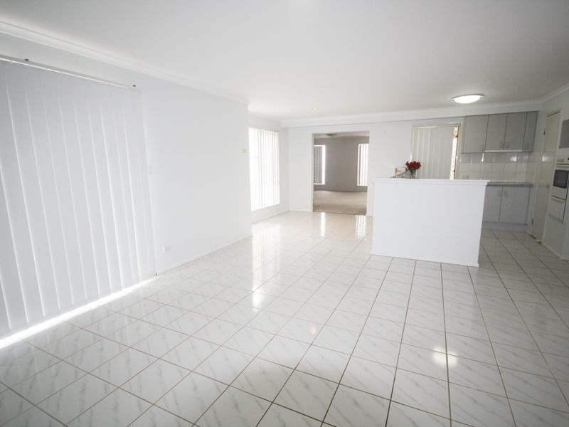 20 Eden Elm Street, Calamvale QLD 4116