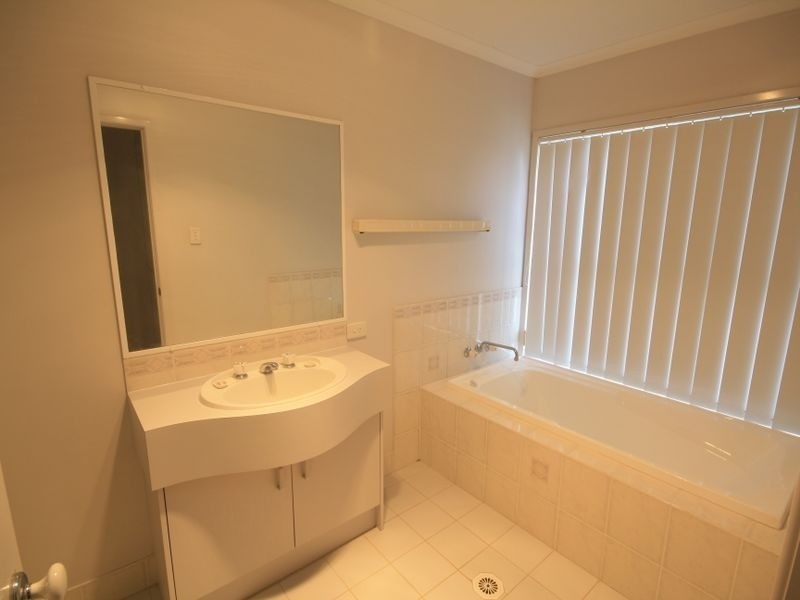 20 Eden Elm Street, Calamvale QLD 4116